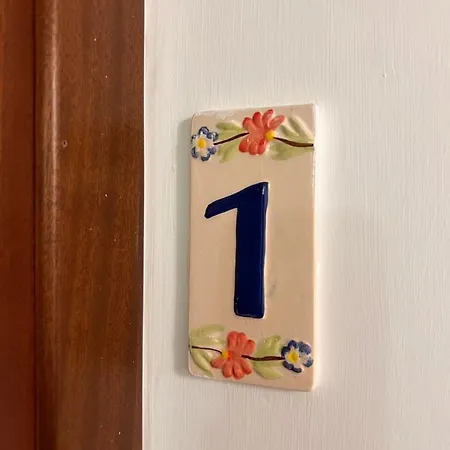 Loft 1 *