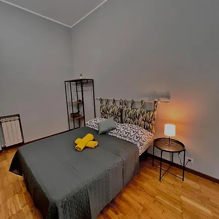 Loft 1 *